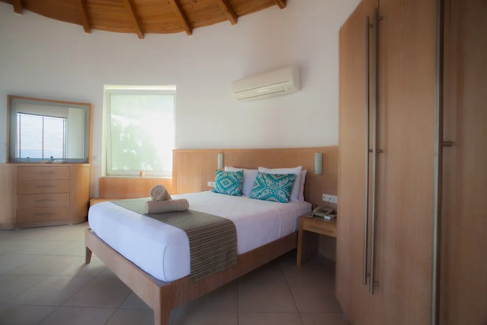 Waterfront Suites with Private Pool
