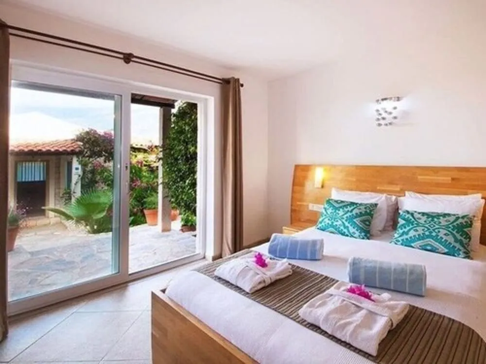 Standard Room Land View