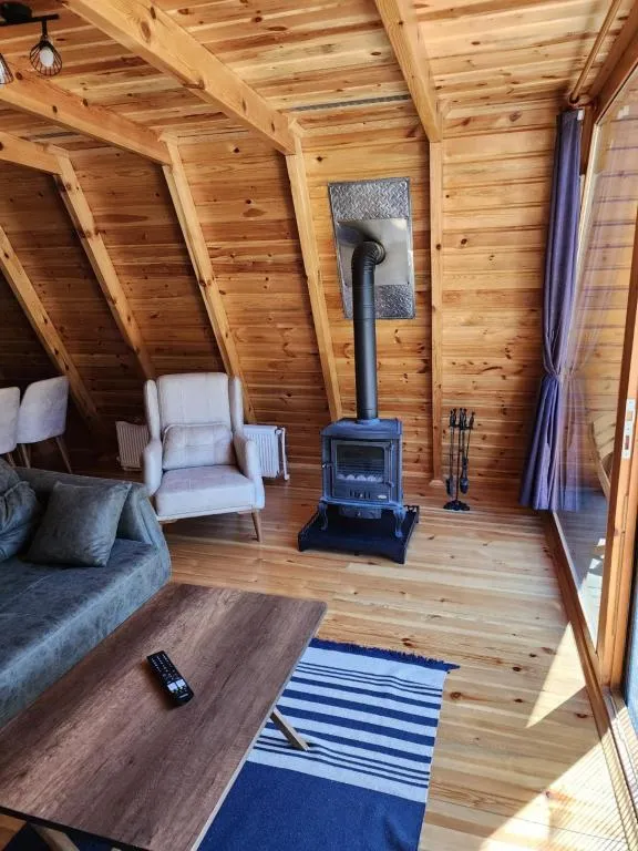 Bungalow,Orman Manzaralı,Balkonlu