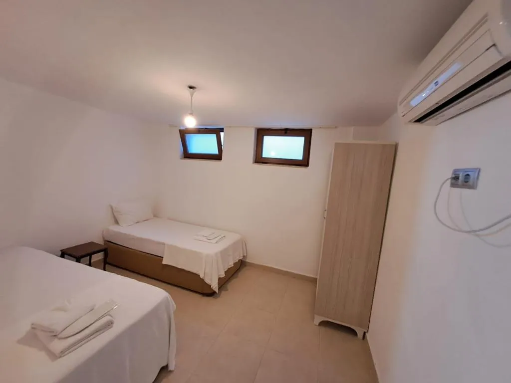 Ekonomik Çift Kişilik Oda,Manzarasız,Bodrum Kat