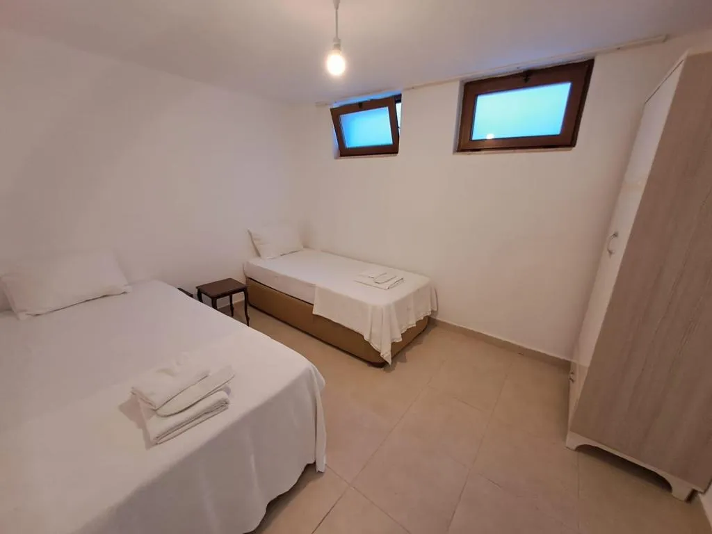 Ekonomik Çift Kişilik Oda,Manzarasız,Bodrum Kat