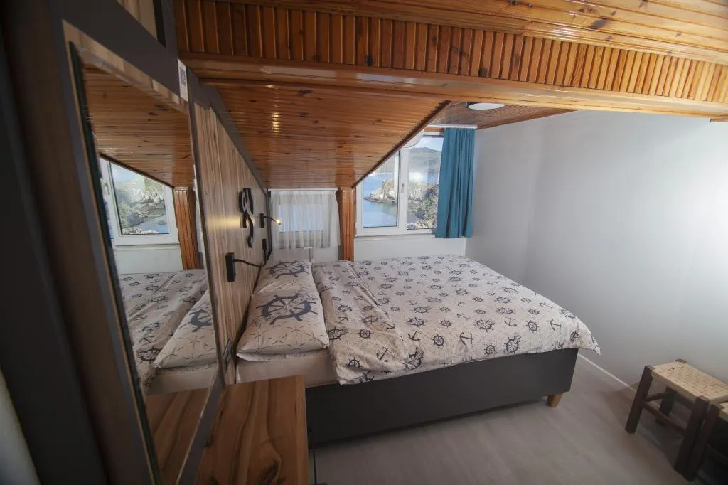 Çatı Katı Standart Oda,Deniz Manzaralı
