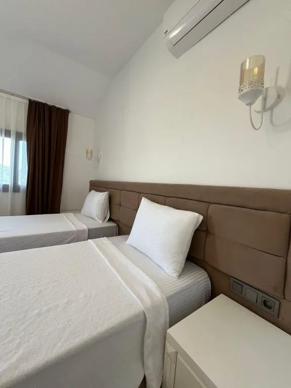 Standart Oda Anex Bina,Deniz ve Havuz Manzaralı,Teraslı