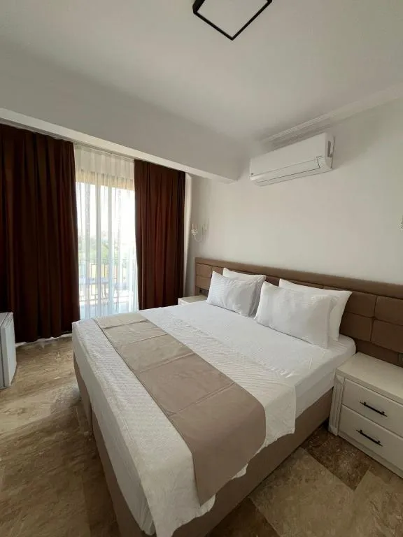 Standart Oda,Deniz ve Havuz Manzaralı,1. Kat