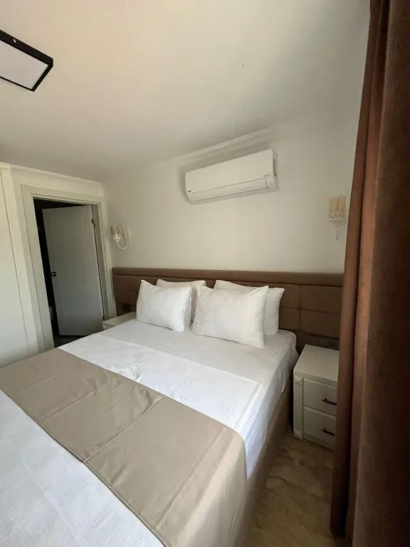 Standart Oda,Bahçe veya Sokak Manzaralı,1. Kat
