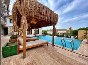 Lotus Port Alaçatı