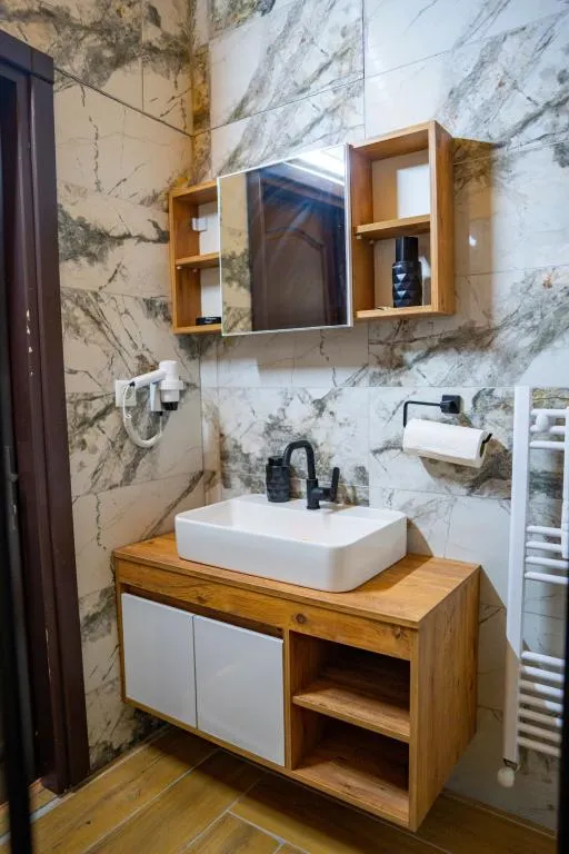Standart Taş Oda,Bahçe Manzaralı,Balkonsuz