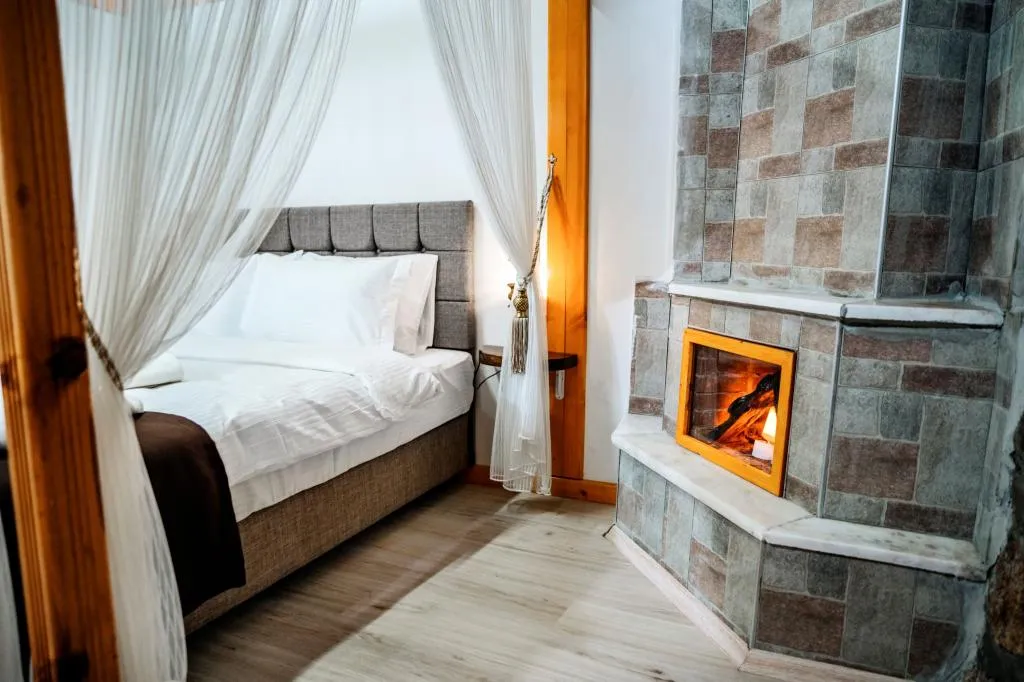 Standart Taş Oda,Bahçe Manzaralı,Balkonsuz