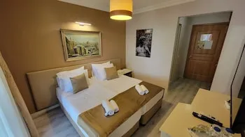Güneş Otel