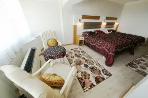 Okutur Otel
