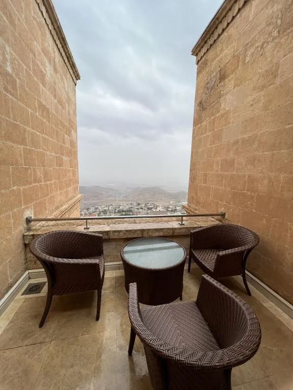 Suite,Vadi Manzaralı