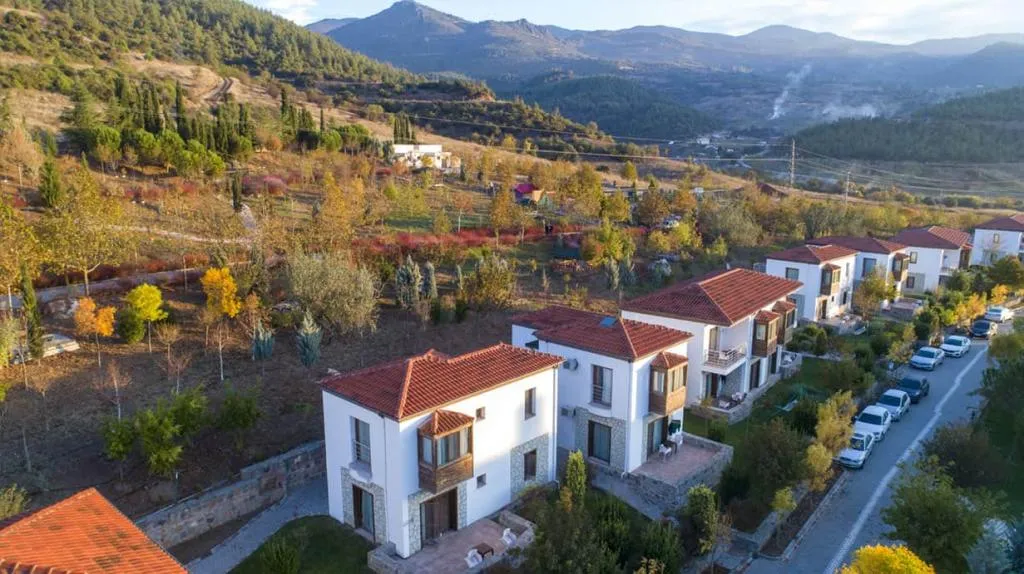 Villa Suit - Çift Kişilik Doğa Manzaralı
