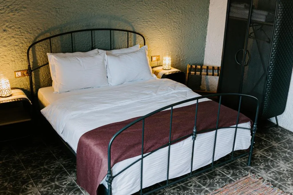 Deluxe Oda Balkonlu,Avlu Manzaralı,1. Kat
