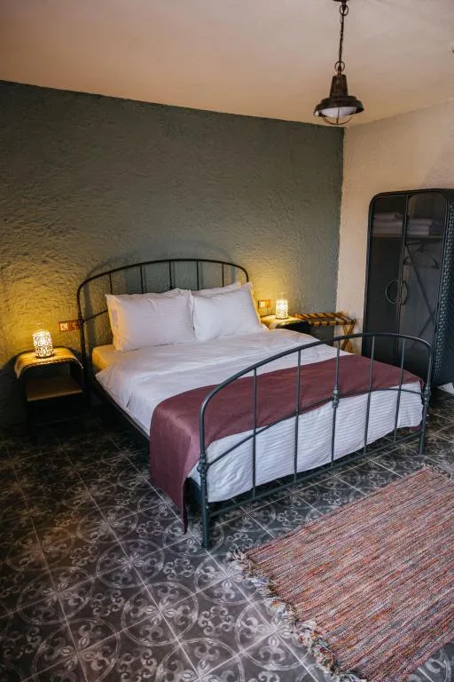 Deluxe Oda Balkonlu,Avlu Manzaralı,1. Kat