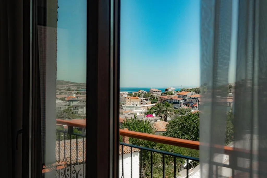 Deluxe Oda,Deniz Manzaralı,Balkonlu