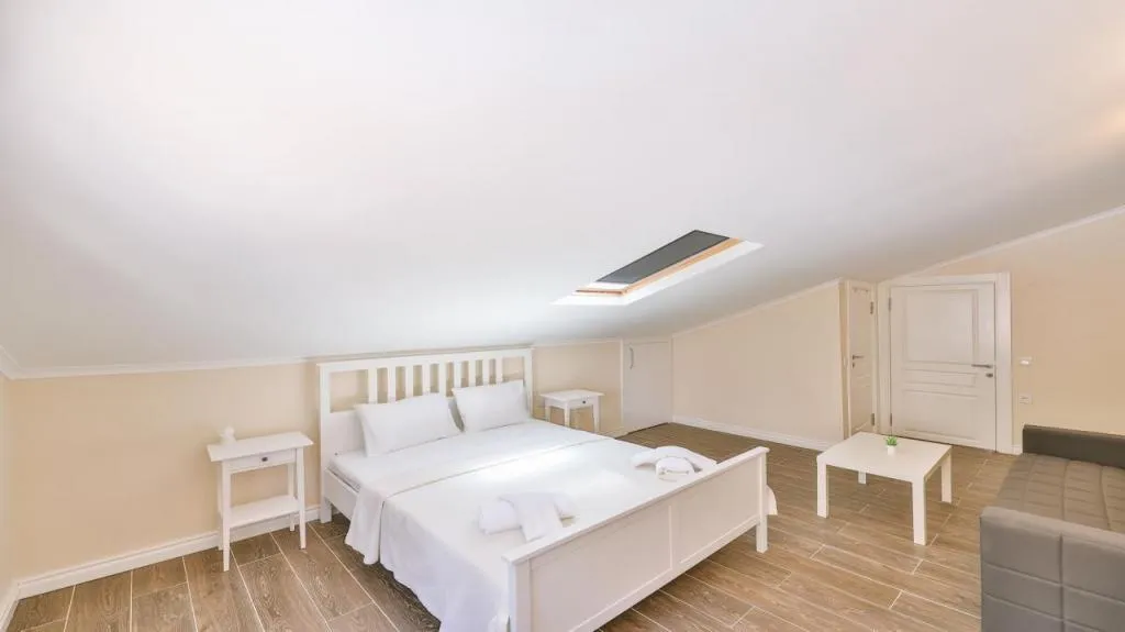 Begonya Suite 5
