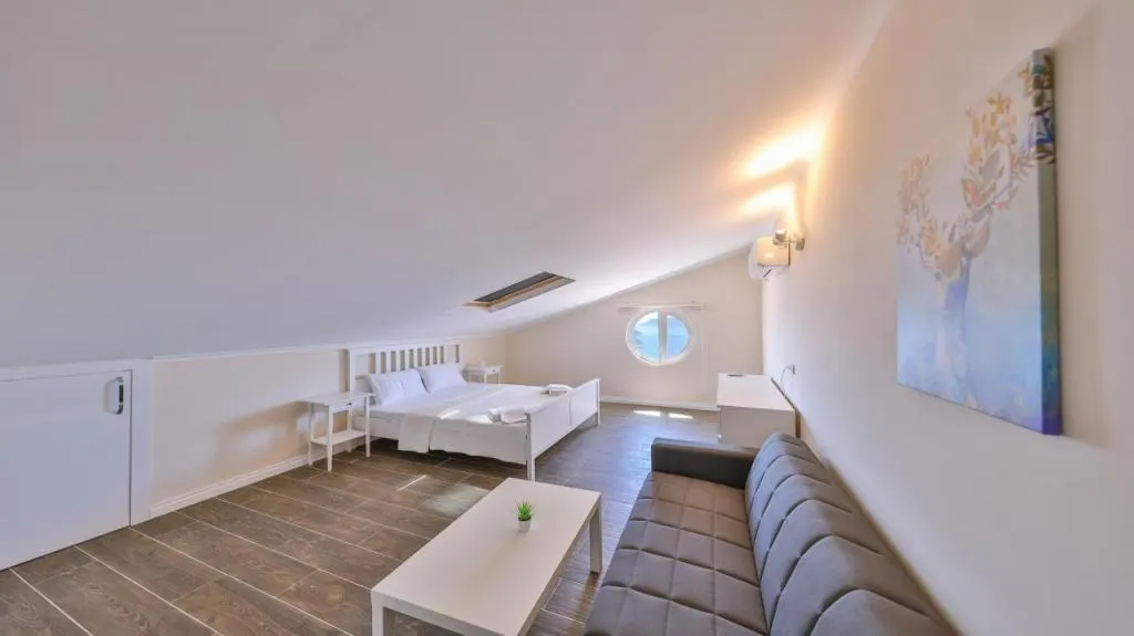 Begonya Suite 5