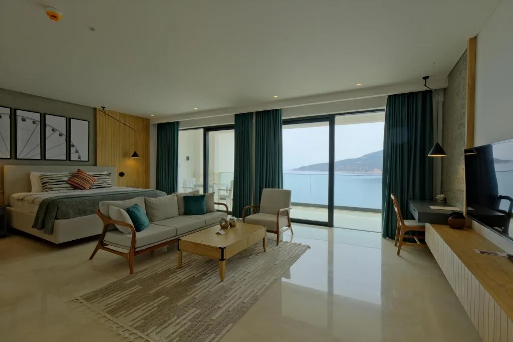 Süperior Deniz Manzaralı Oda