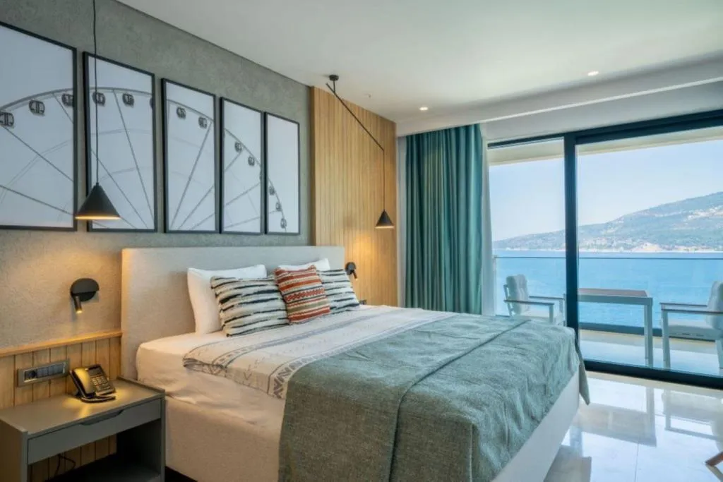 Süperior Deniz Manzaralı Oda