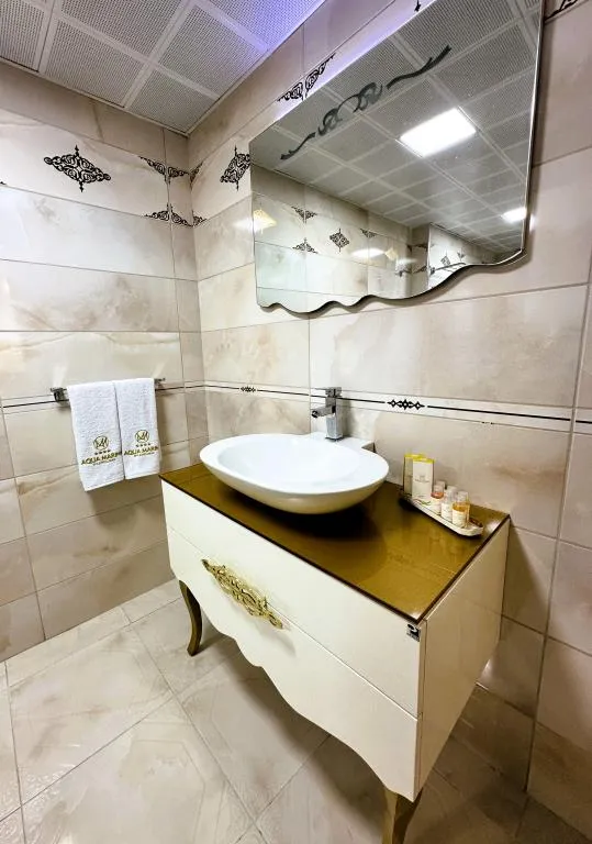 Deluxe Suit,Havuz Manzaralı,Jakuzili