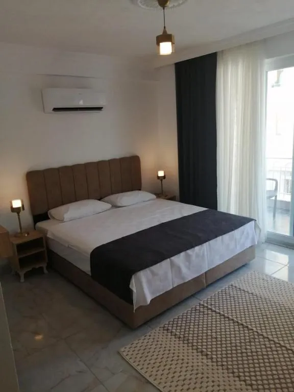 Apart Oda,Kara Manzaralı,Balkonlu