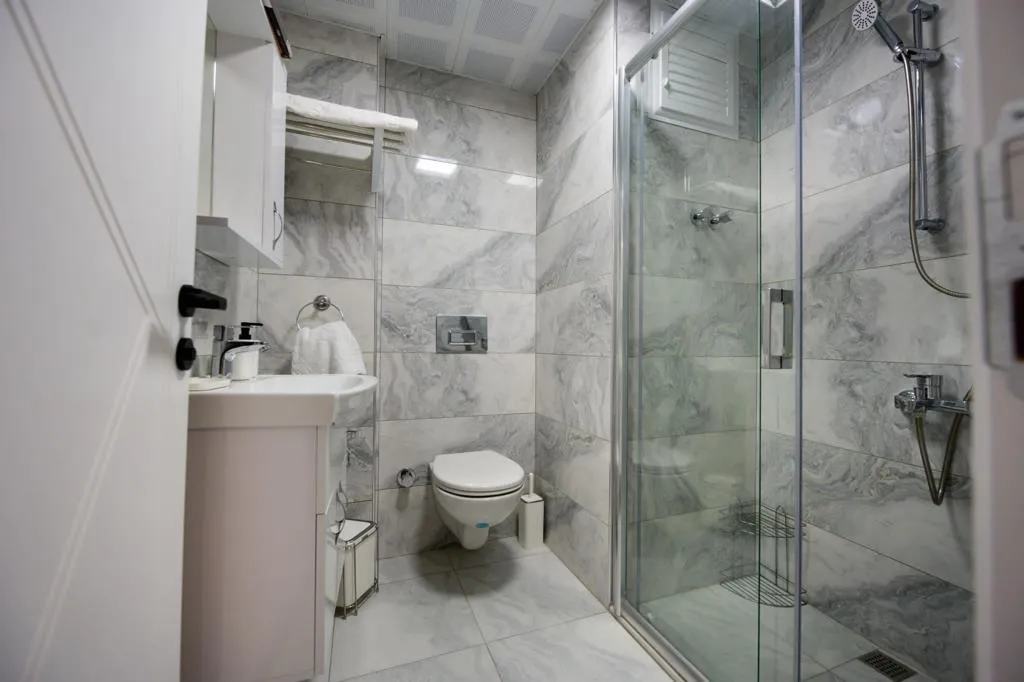 Suite,Park Manzaralı,Balkonlu