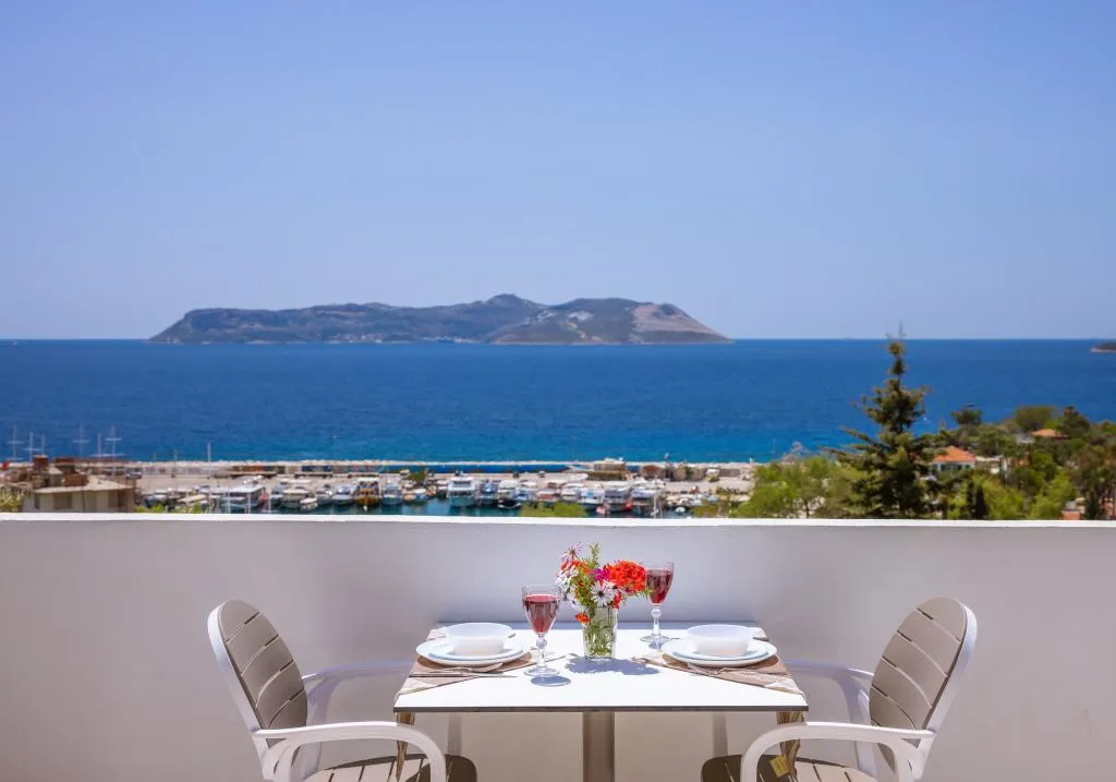 Yoga House Deniz Manzaralı Oda