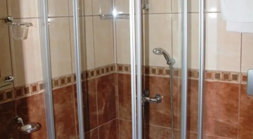 Standart Üç Kişilik Oda