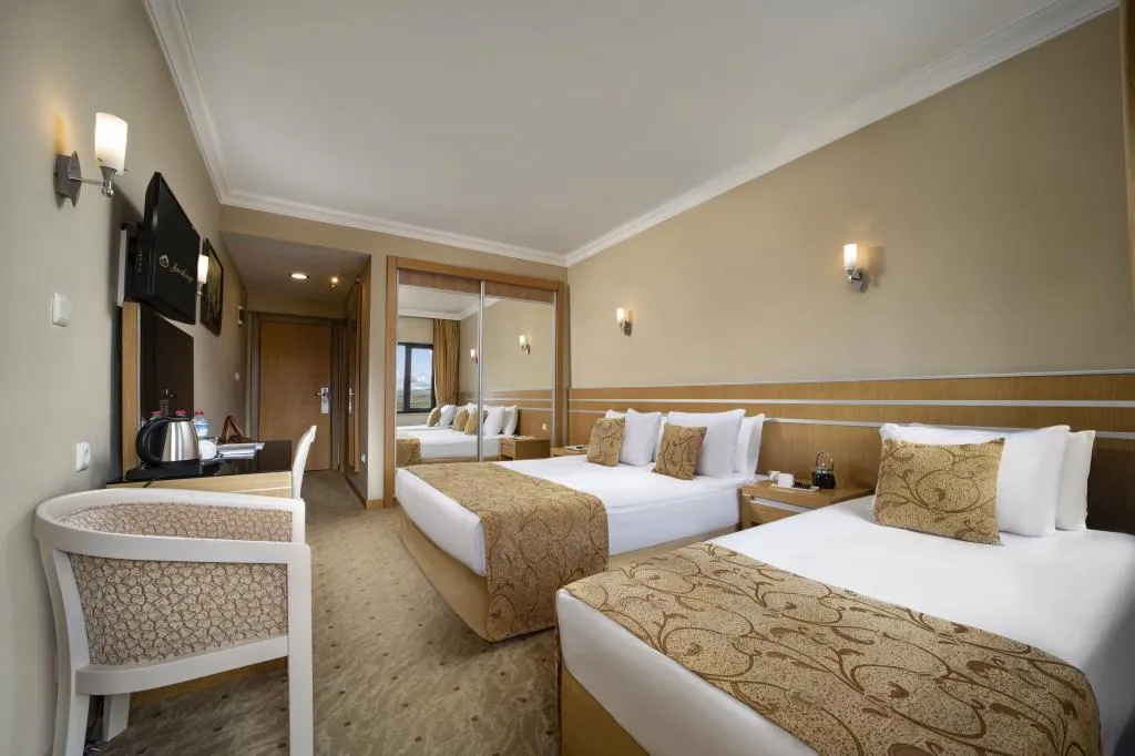Standart Oda,Bahçe Manzaralı,Balkonlu