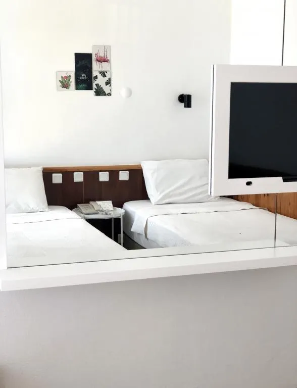 Standart Oda,Kara Manzaralı,Balkonlu