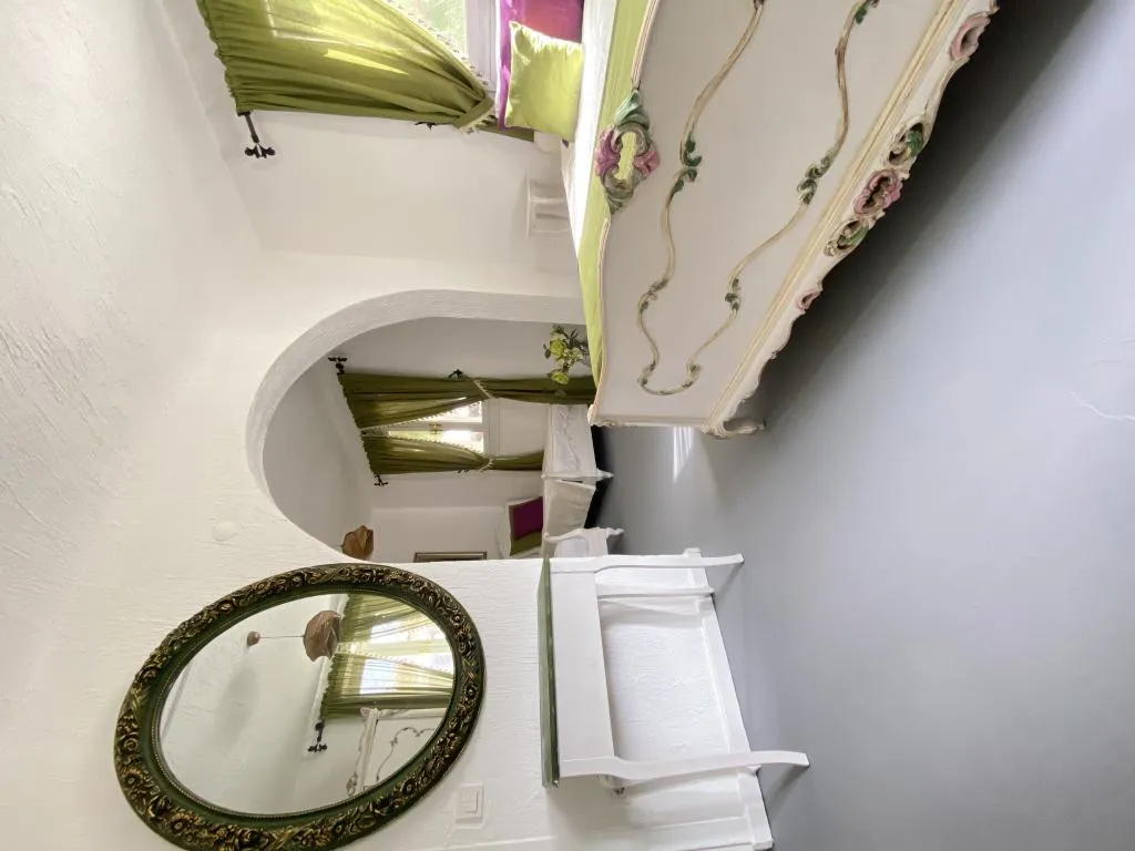 Standart Oda,Avlu Manzaralı