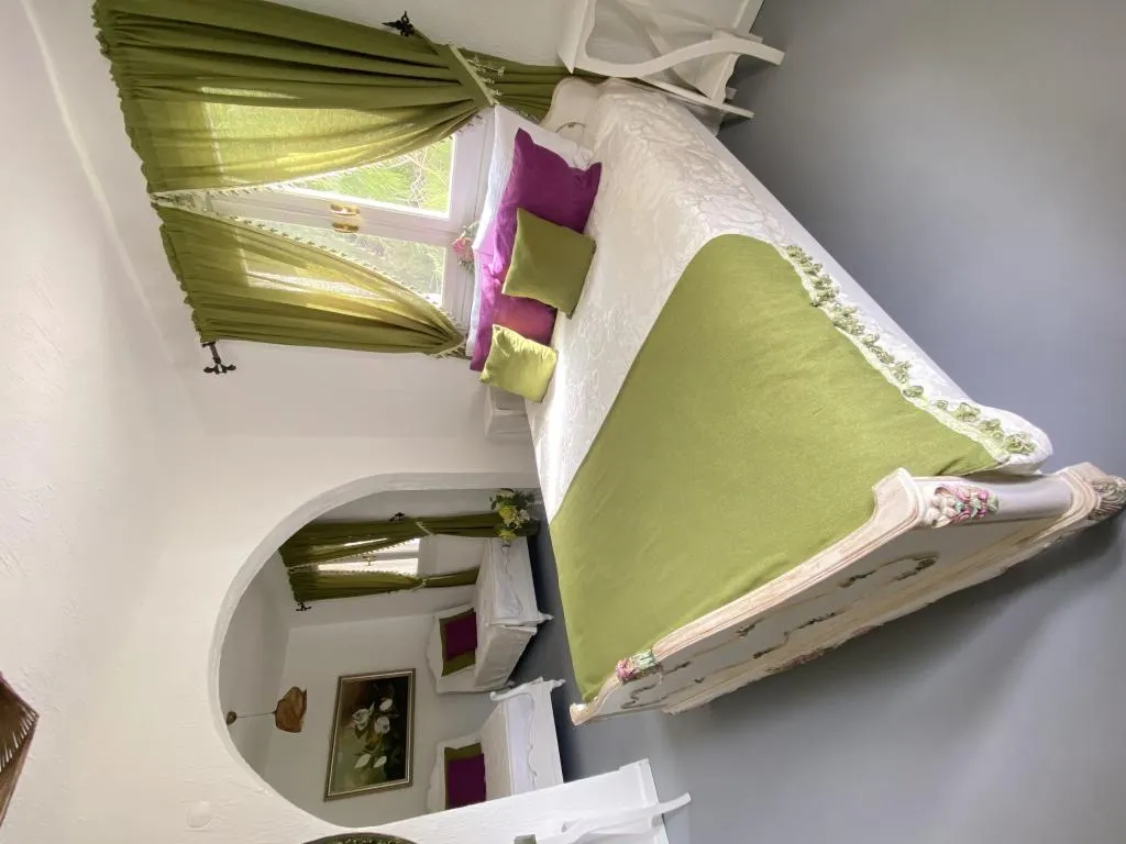 Standart Oda,Avlu Manzaralı
