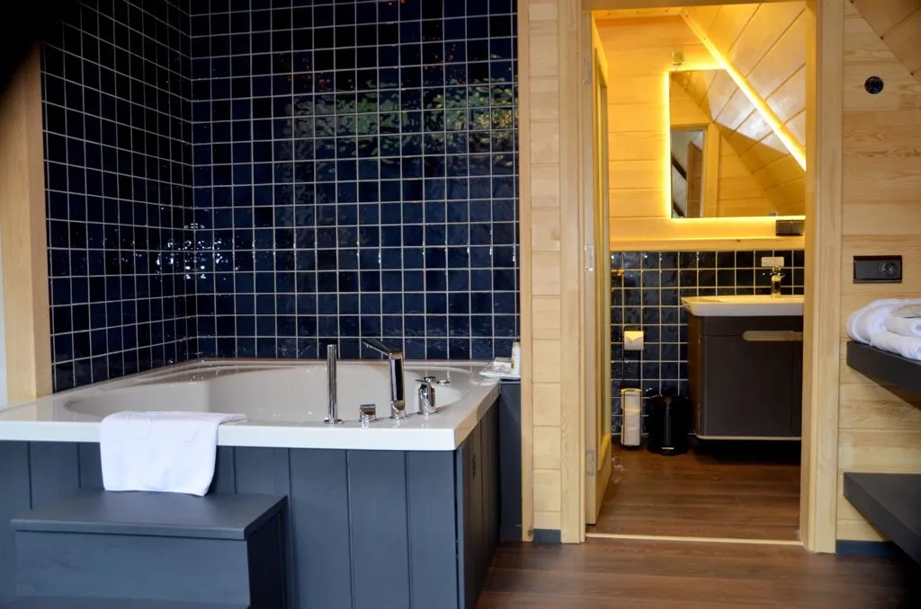 VIP King Suite Bungalow