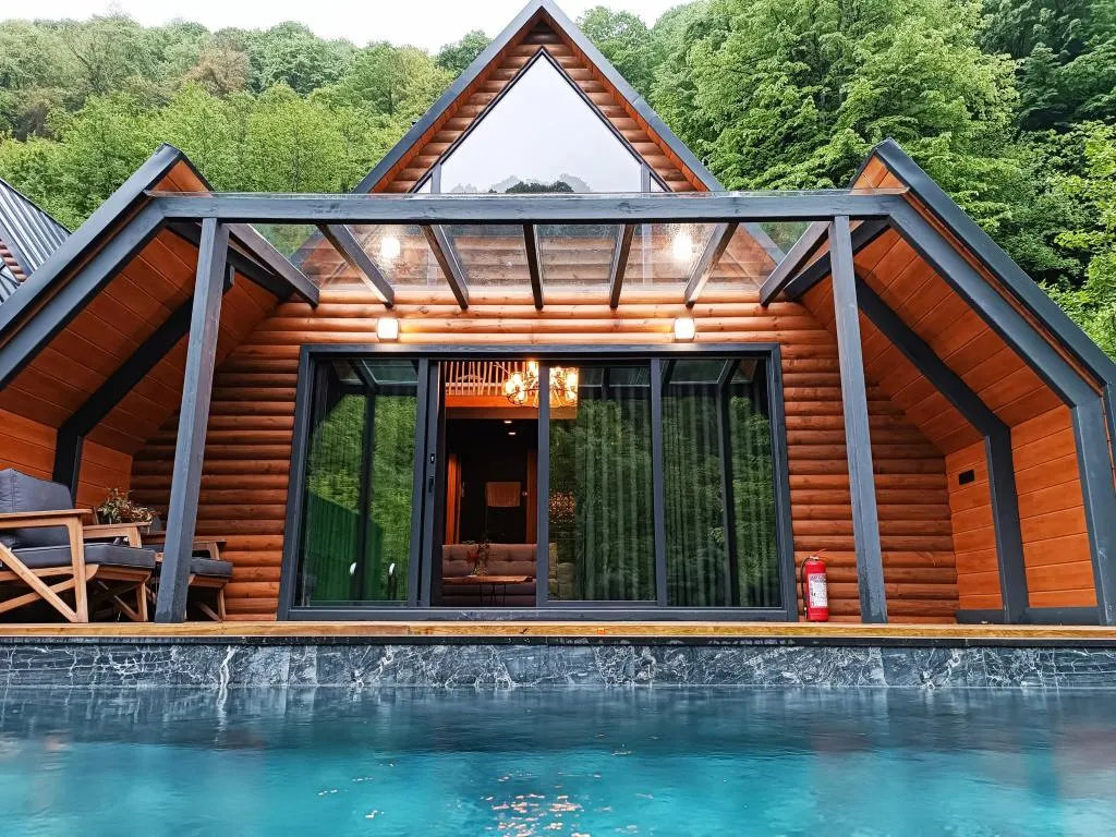 Vip King Suite Bungalow(Isıtmalı Açık Havuz)