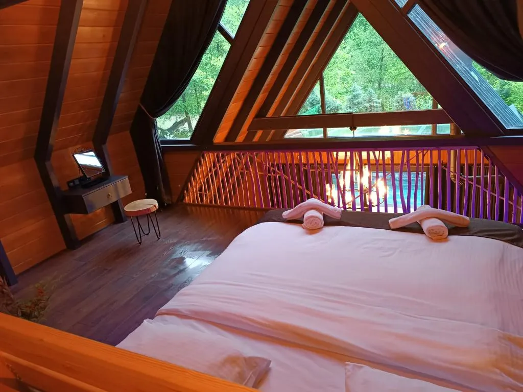 Vip King Suite Bungalow(Isıtmalı Açık Havuz)