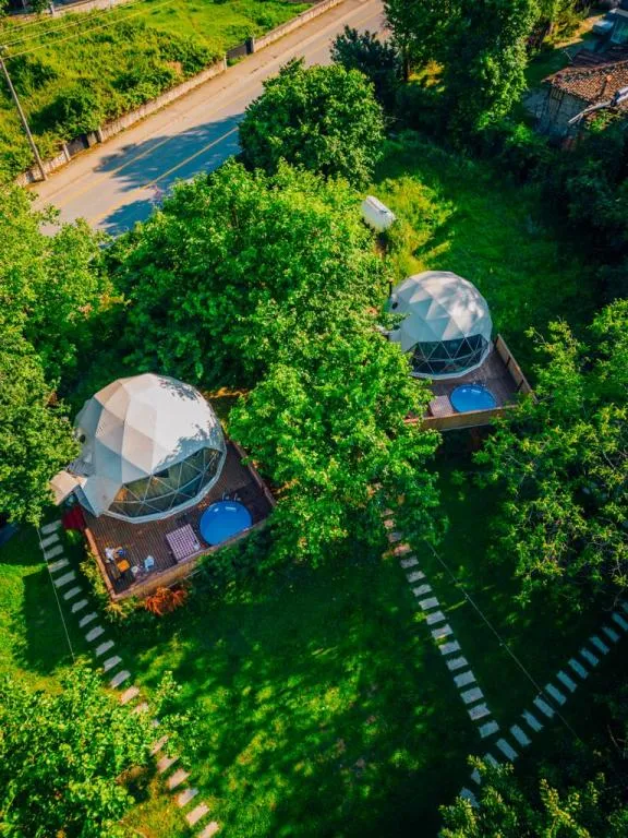 Glamping Suit Dome