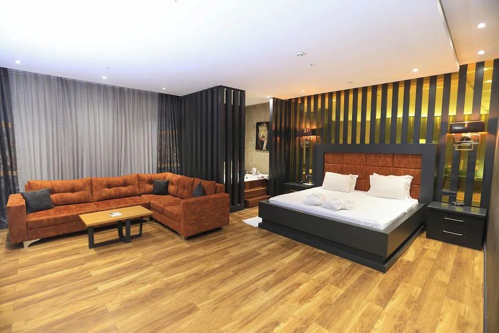 Deluxe Stüdyo Süit