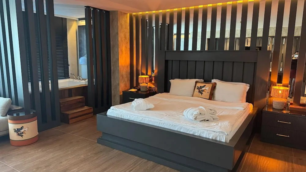 Deluxe Stüdyo Süit