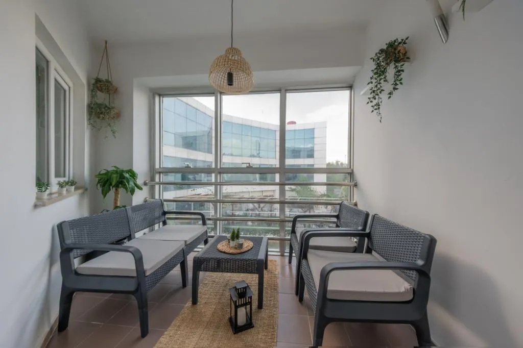 Suite,Bahçe Manzaralı,Balkonsuz