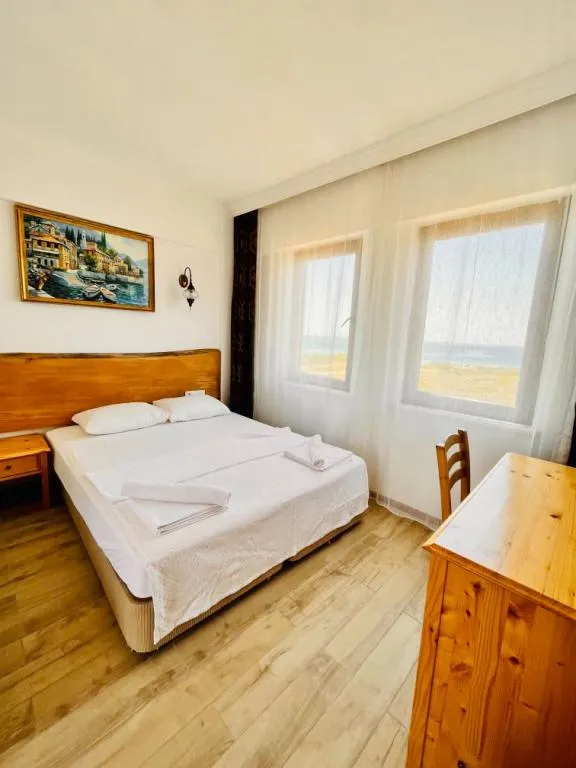 Standart Oda,Kısmi Deniz Manzaralı