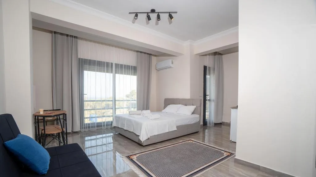 Studio,Deniz Manzaralı,Balkonlu