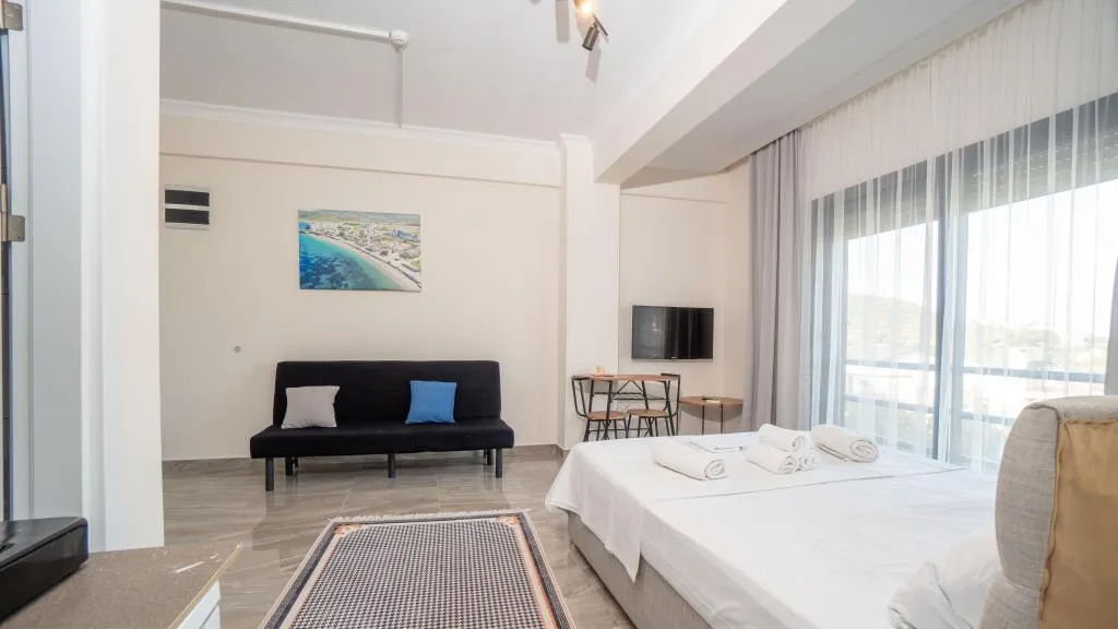 Studio,Deniz Manzaralı,Balkonlu