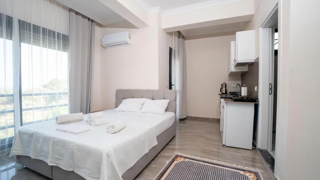 Studio,Deniz Manzaralı,Balkonlu