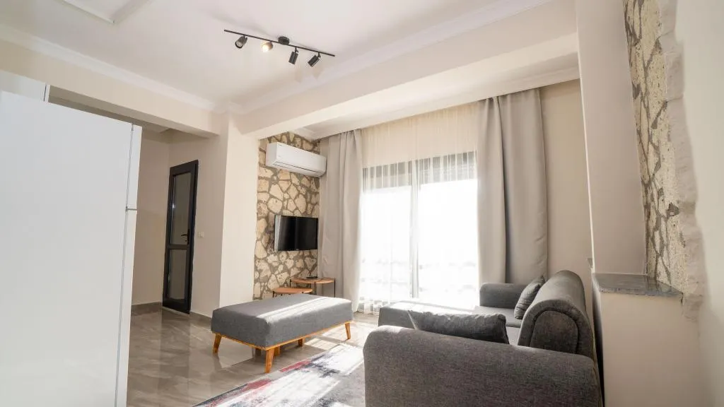 Daire-Tek Yatak Odalı,Şehir veya Dağ Manzaralı,Balkonlu