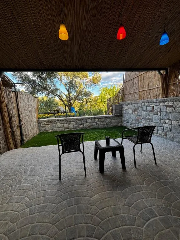 Ekonomik Oda,Bahçe Manzaralı,-1. Kat