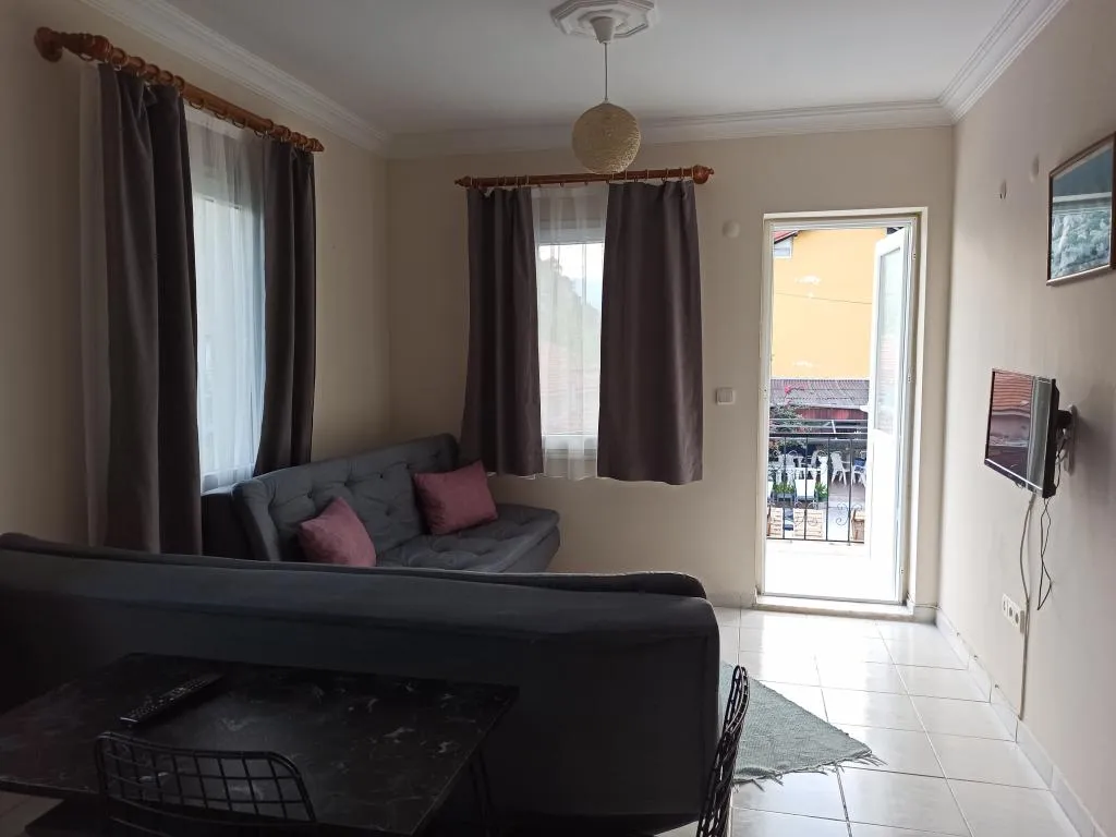 Suite,Havuz Manzaralı