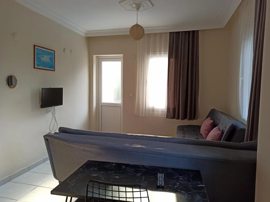 Suite,Havuz Manzaralı