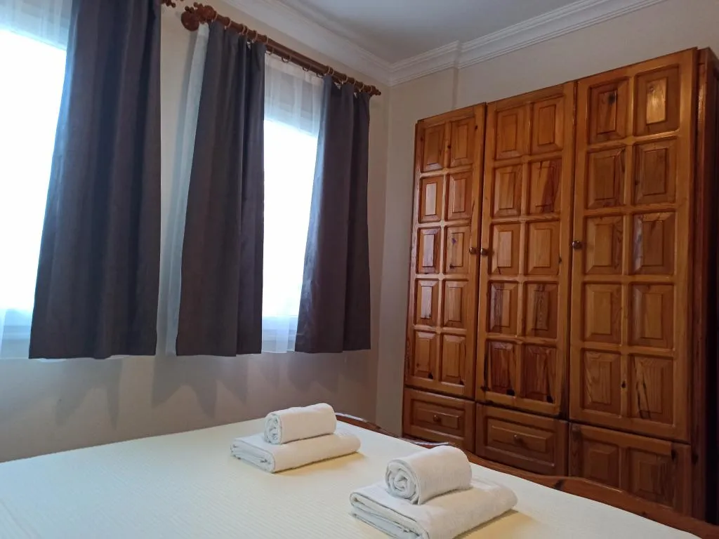 Suite,Havuz Manzaralı