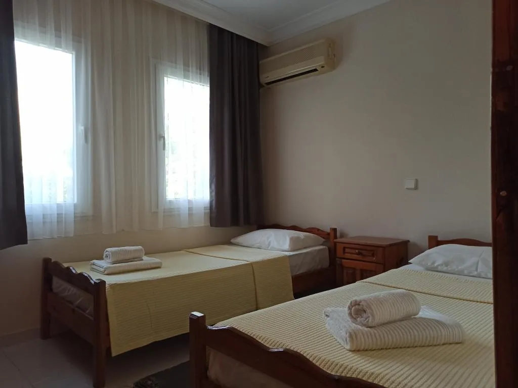 Suite,Bahçe Manzaralı