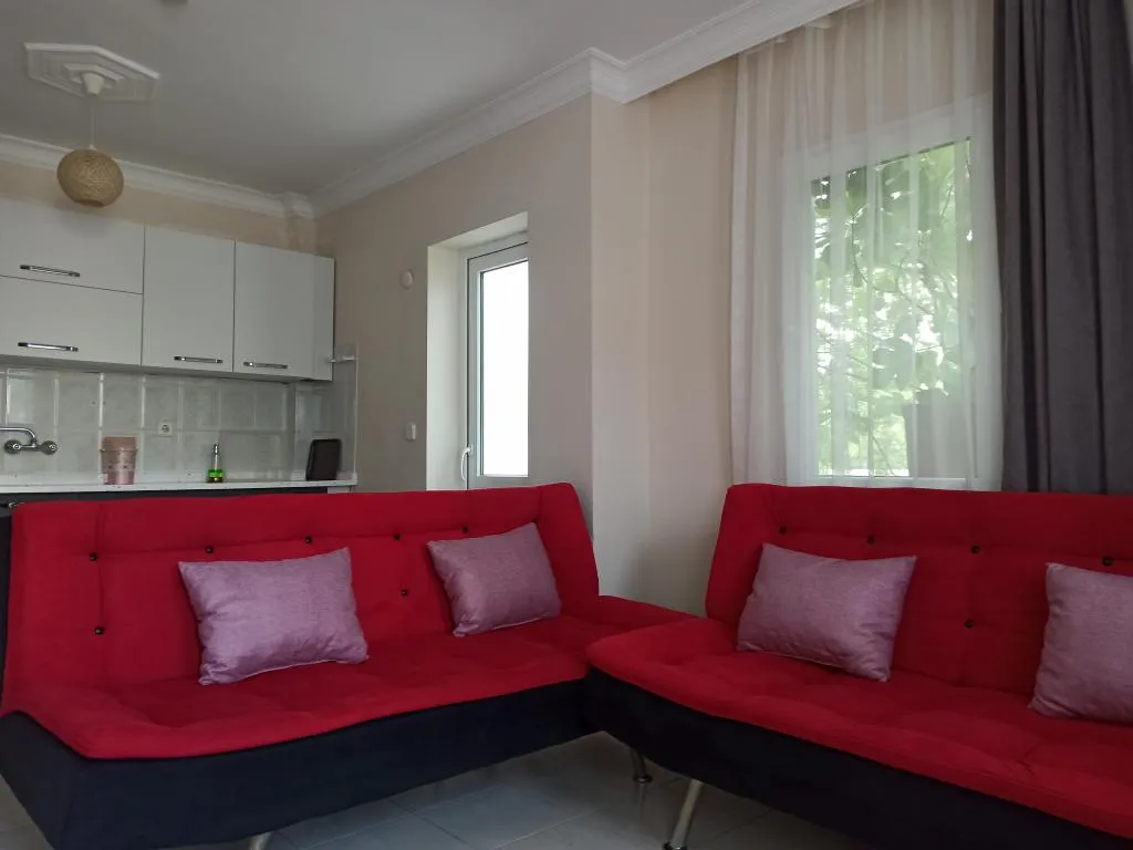 Suite,Bahçe Manzaralı